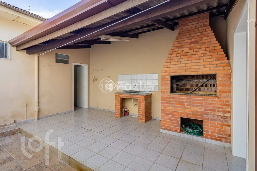 Casa à venda com 2 quartos, 90m² - Foto 26
