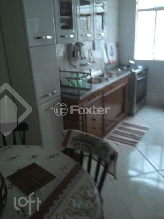 Casa à venda com 3 quartos, 384m² - Foto 1
