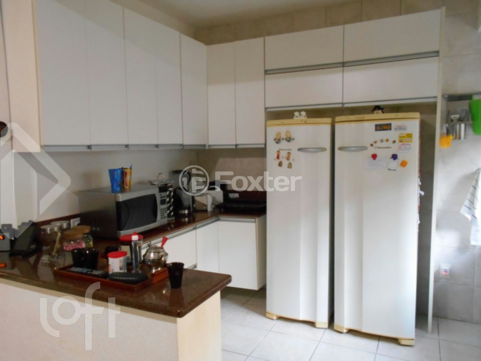 Casa à venda com 5 quartos, 260m² - Foto 11