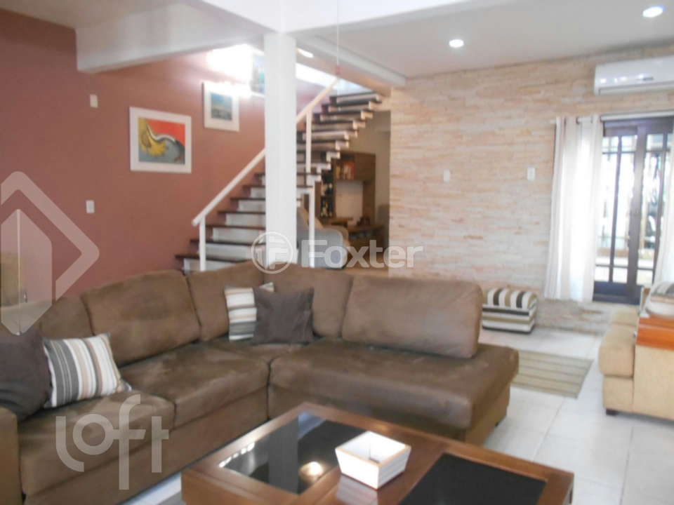 Casa à venda com 5 quartos, 260m² - Foto 4
