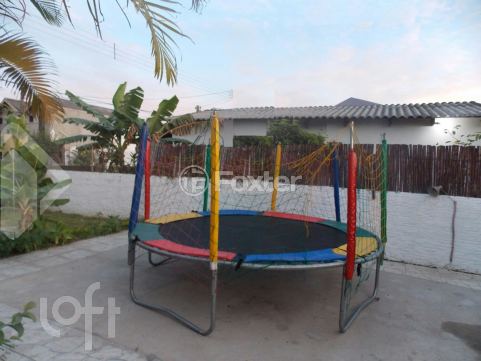 Casa à venda com 2 quartos, 150m² - Foto 4