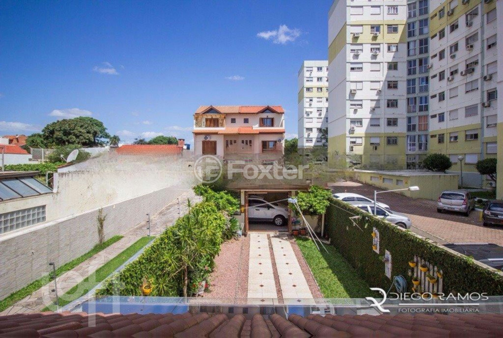 Casa de Condomínio à venda com 5 quartos, 290m² - Foto 29