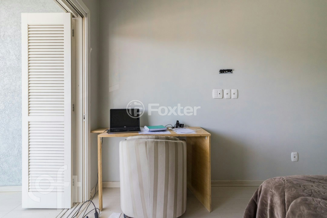 Casa à venda com 5 quartos, 243m² - Foto 17