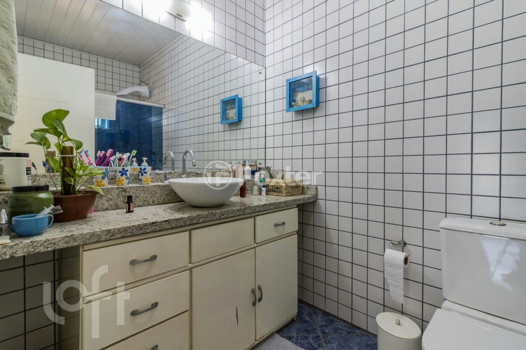 Casa à venda com 5 quartos, 243m² - Foto 29
