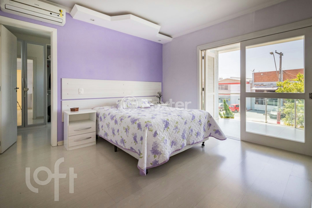 Casa à venda com 5 quartos, 243m² - Foto 8