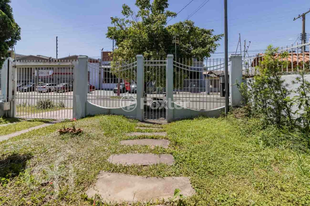 Casa à venda com 5 quartos, 243m² - Foto 42