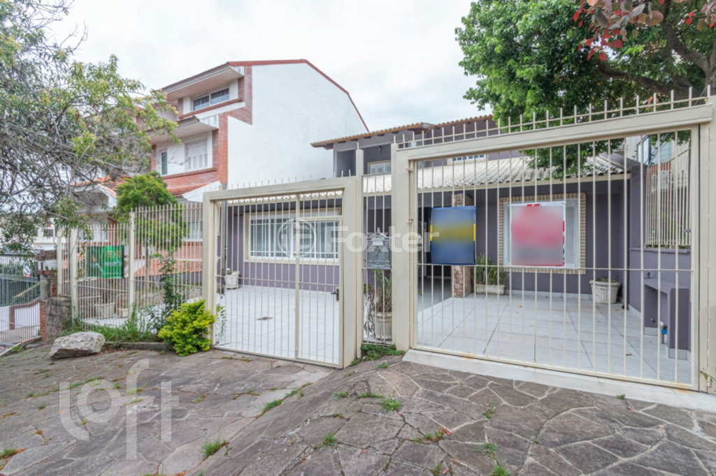 Casa à venda com 4 quartos, 290m² - Foto 3