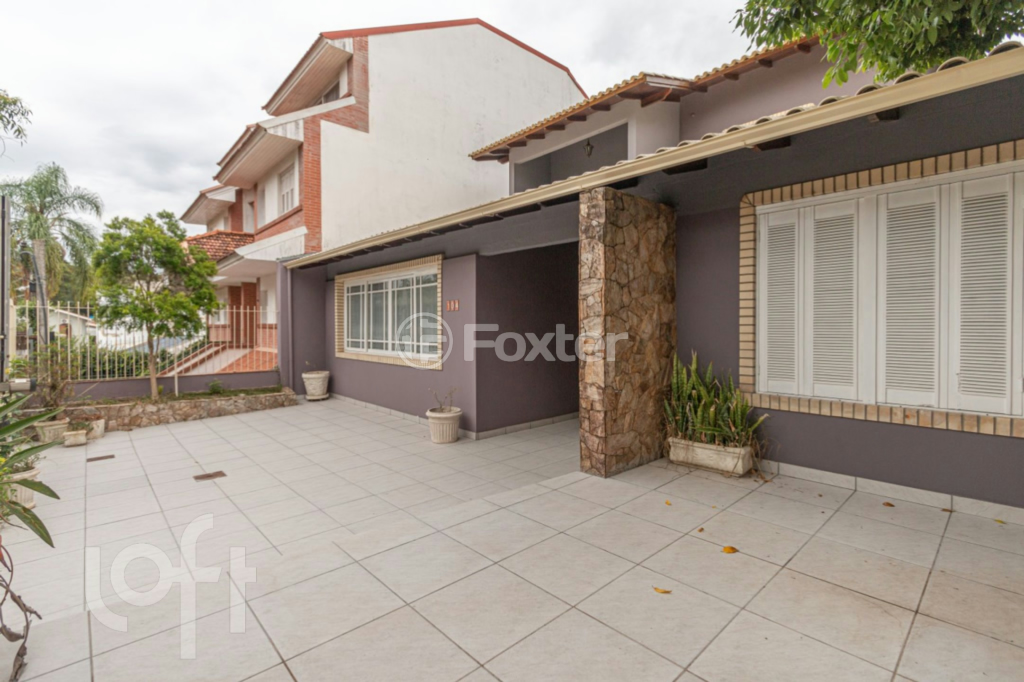 Casa à venda com 4 quartos, 290m² - Foto 4