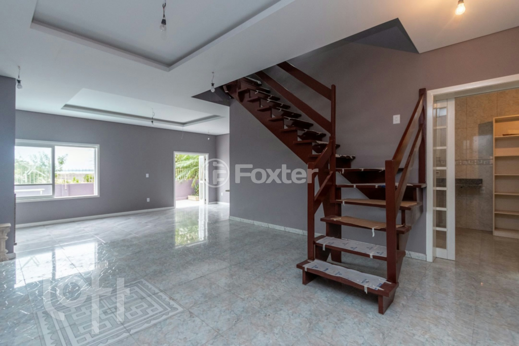 Casa à venda com 4 quartos, 290m² - Foto 18