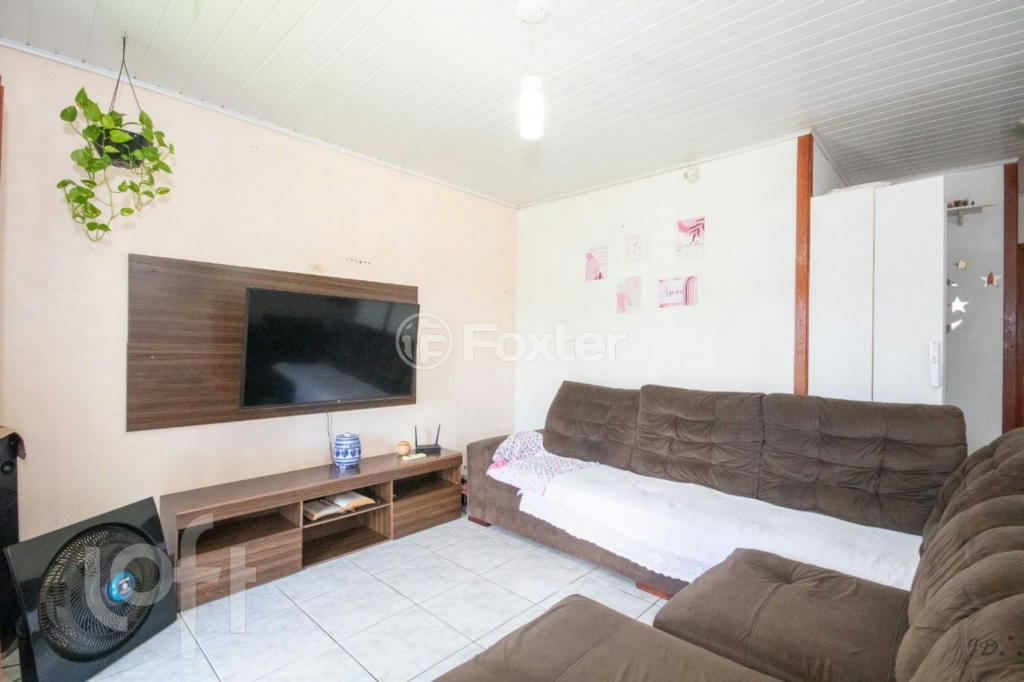 Casa à venda com 3 quartos, 80m² - Foto 1