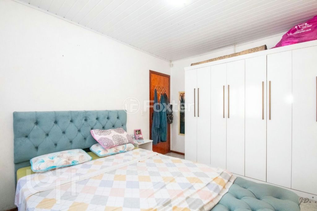 Casa à venda com 3 quartos, 80m² - Foto 11