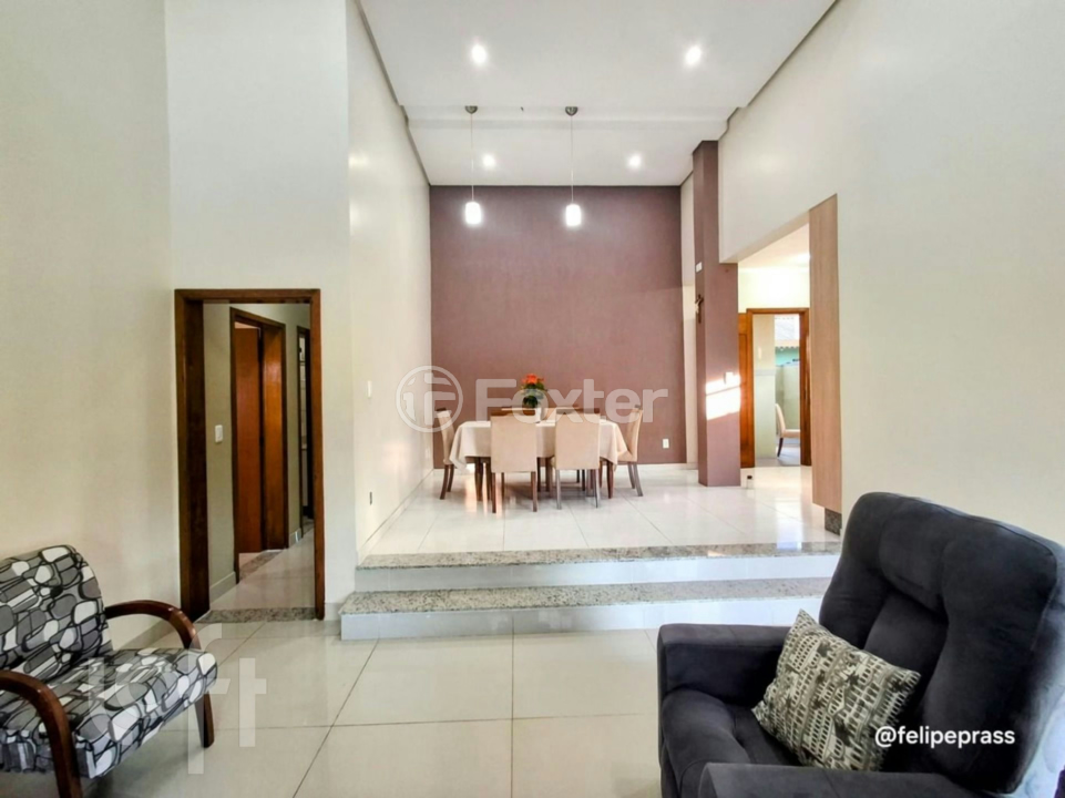 Casa à venda com 3 quartos, 163m² - Foto 5