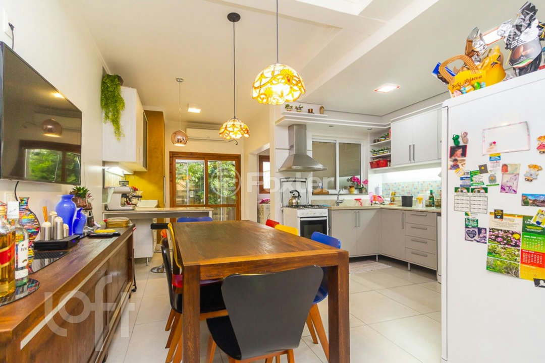 Casa de Condomínio à venda com 3 quartos, 221m² - Foto 13