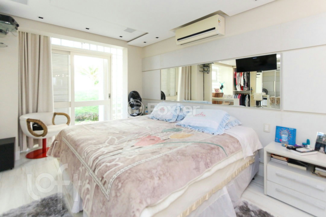 Casa à venda com 3 quartos, 680m² - Foto 31