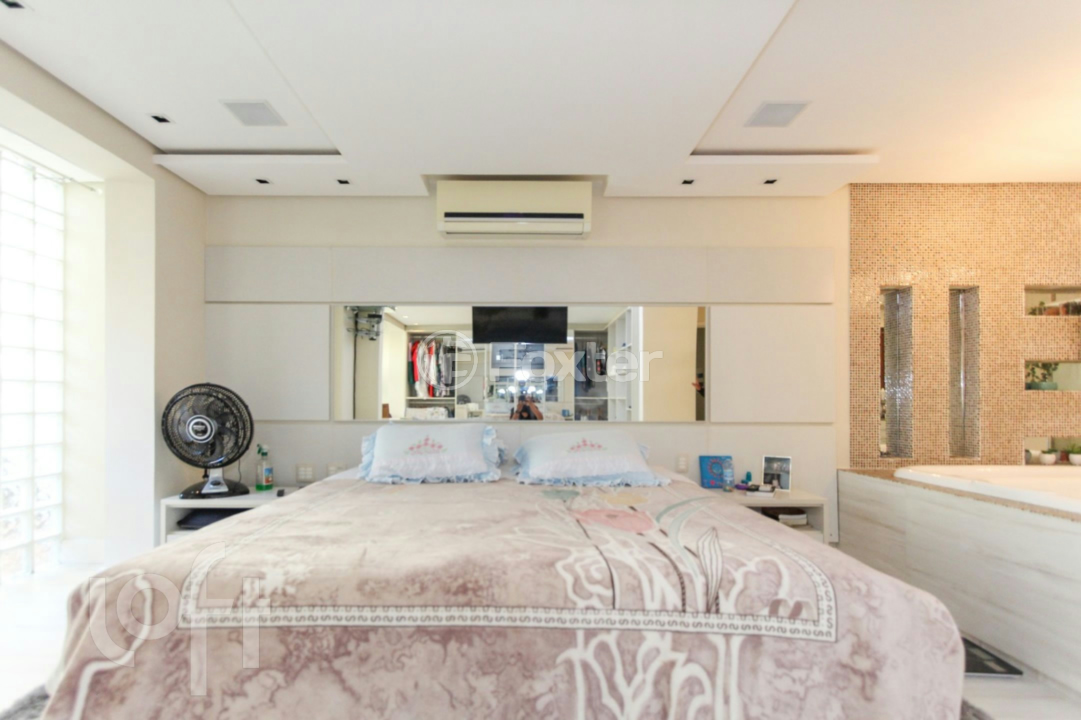 Casa à venda com 3 quartos, 680m² - Foto 27