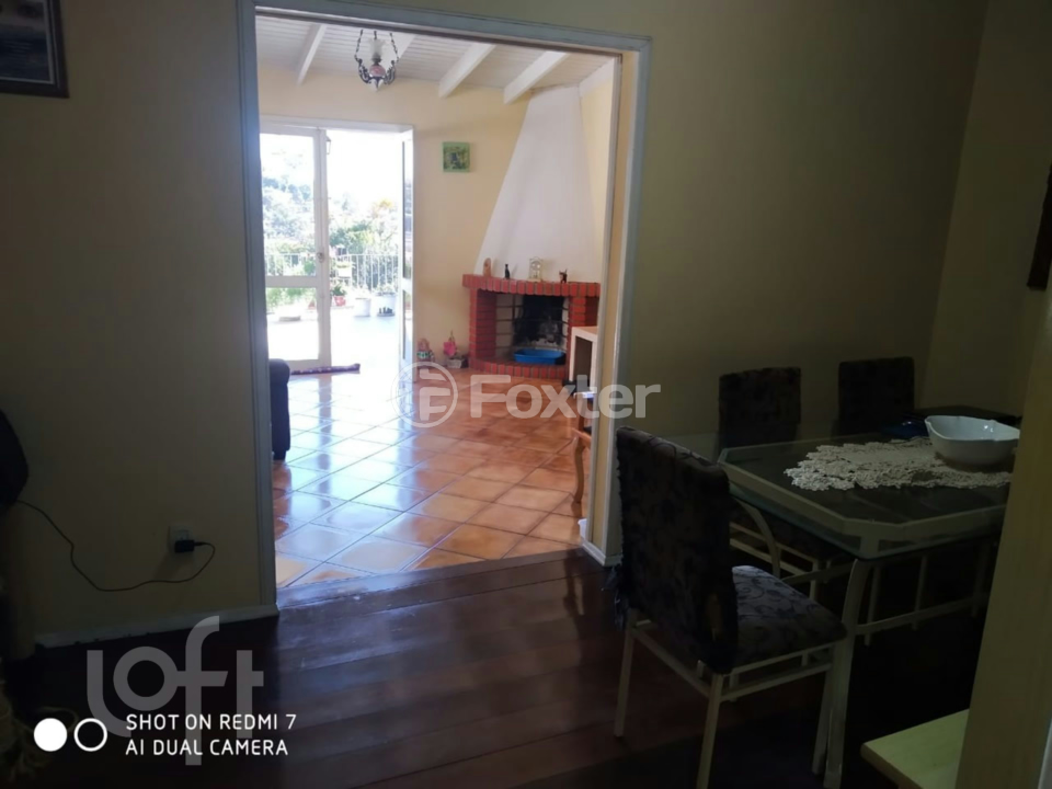 Casa à venda com 3 quartos, 293m² - Foto 4