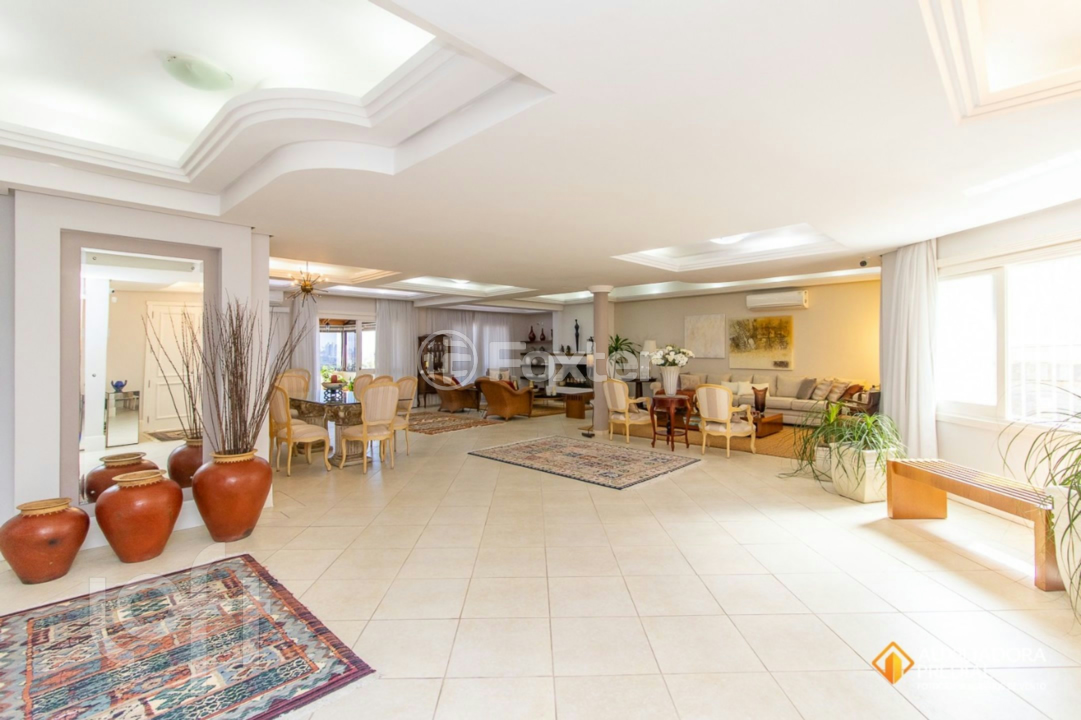 Casa à venda com 4 quartos, 1100m² - Foto 4