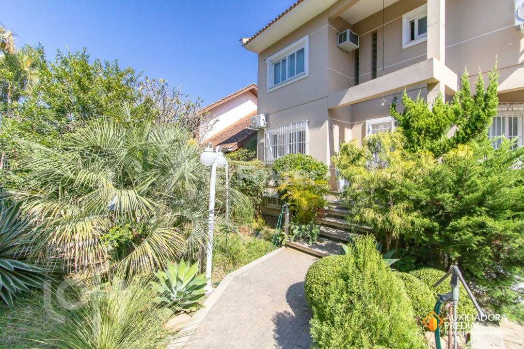 Casa à venda com 4 quartos, 1100m² - Foto 46