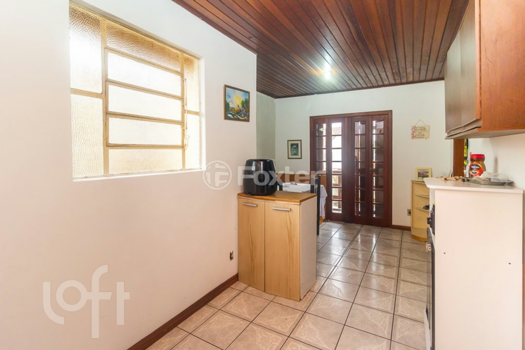 Casa à venda com 3 quartos, 330m² - Foto 27