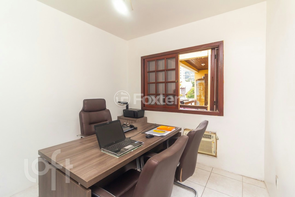 Casa à venda com 3 quartos, 330m² - Foto 13