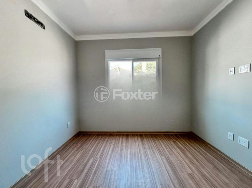 Casa à venda com 3 quartos, 175m² - Foto 2