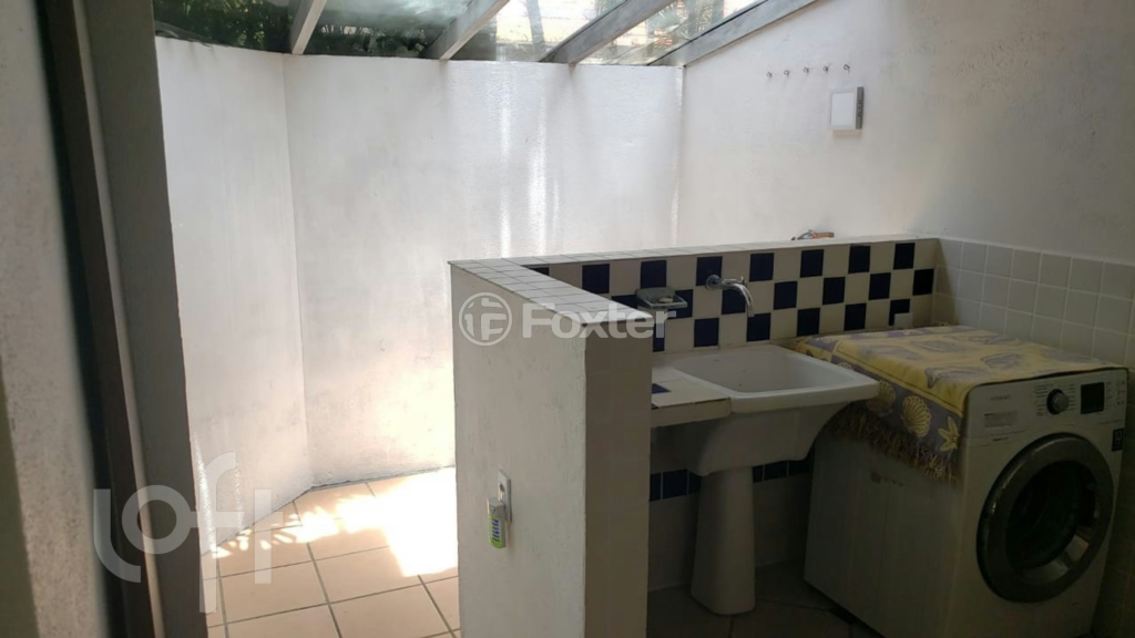 Casa de Condomínio à venda com 3 quartos, 300m² - Foto 37