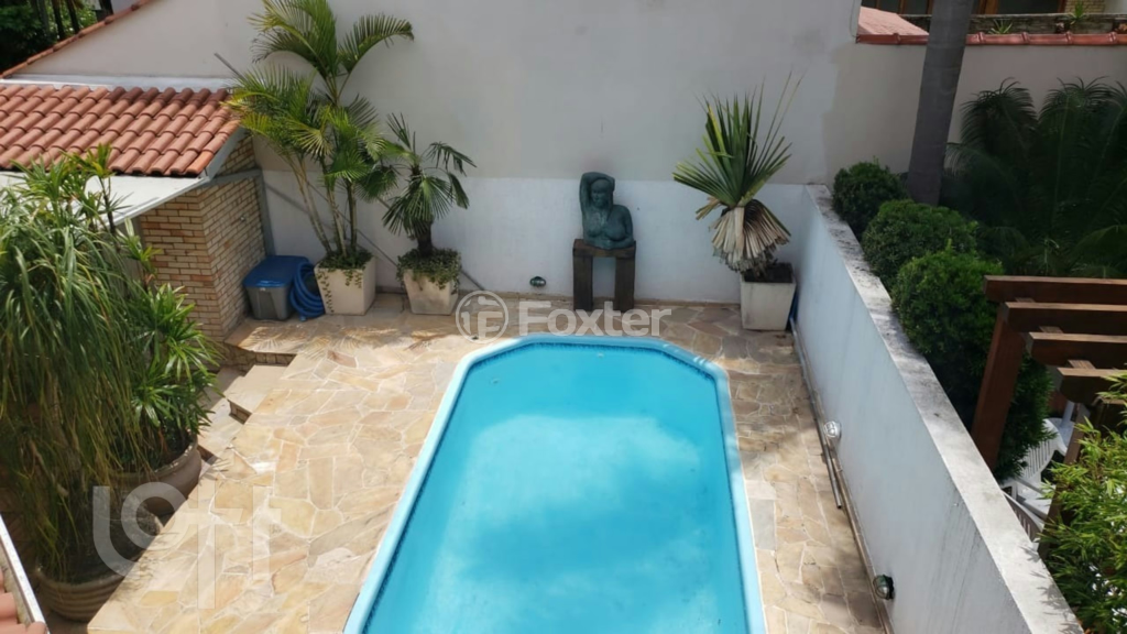 Casa de Condomínio à venda com 3 quartos, 300m² - Foto 35