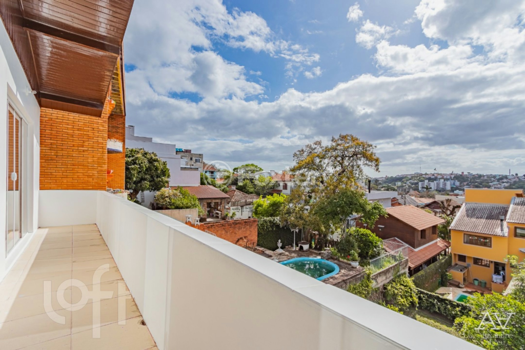 Casa à venda com 4 quartos, 454m² - Foto 2