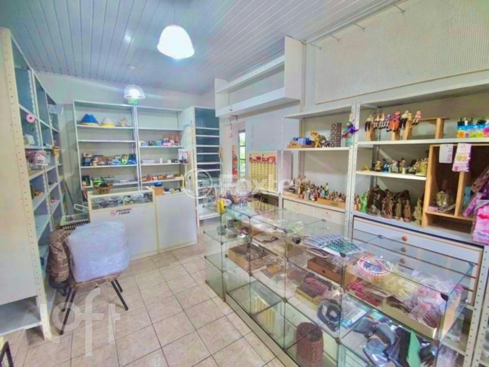 Casa à venda com 3 quartos, 220m² - Foto 6