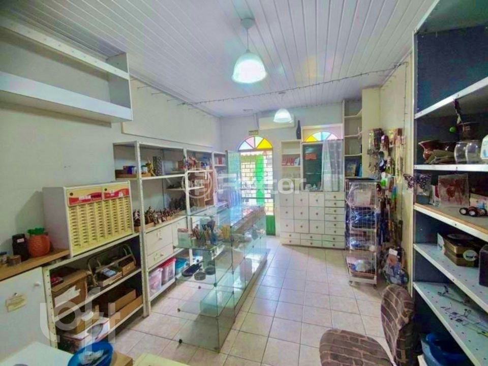 Casa à venda com 3 quartos, 220m² - Foto 7