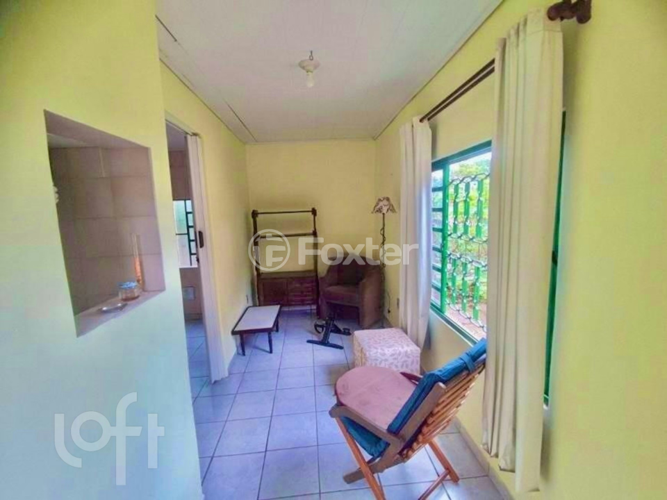 Casa à venda com 3 quartos, 220m² - Foto 2