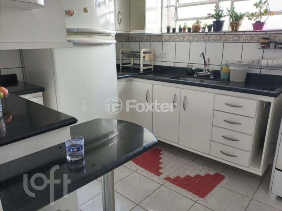 Apartamento à venda com 2 quartos, 60m² - Foto 5