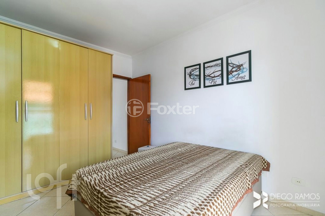 Casa à venda com 3 quartos, 202m² - Foto 12