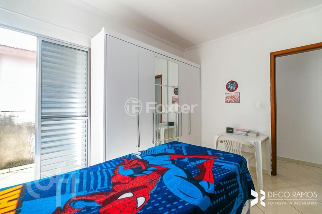 Casa à venda com 3 quartos, 202m² - Foto 16