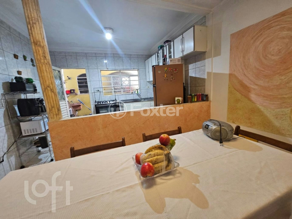 Casa à venda com 3 quartos, 221m² - Foto 7