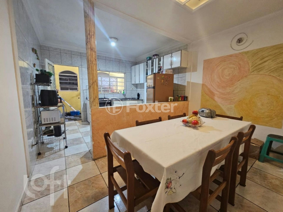 Casa à venda com 3 quartos, 221m² - Foto 5