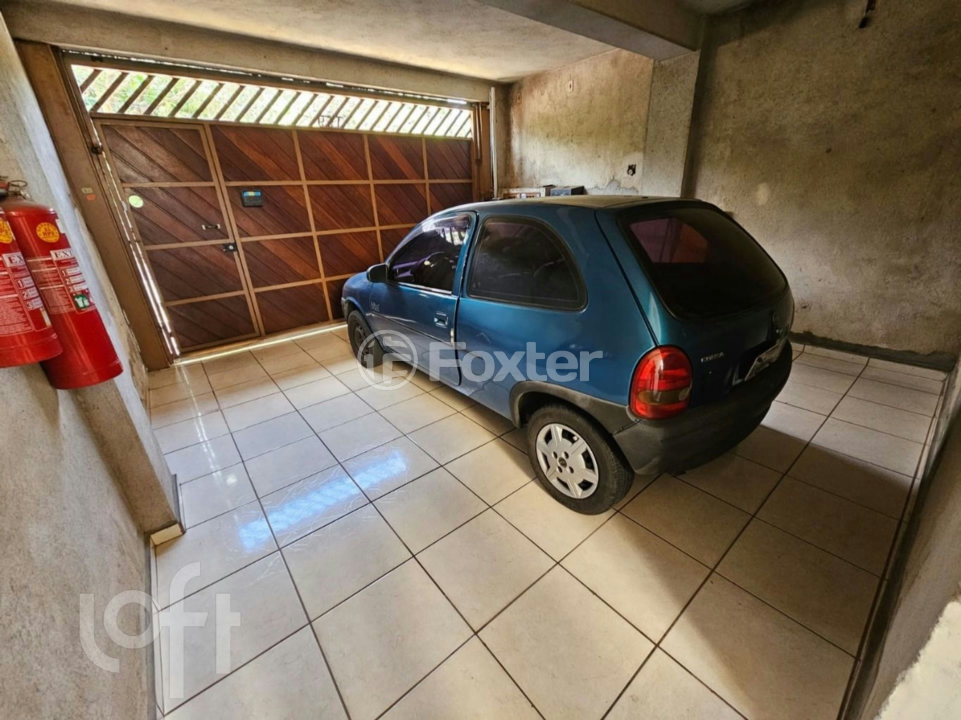 Casa à venda com 3 quartos, 221m² - Foto 34