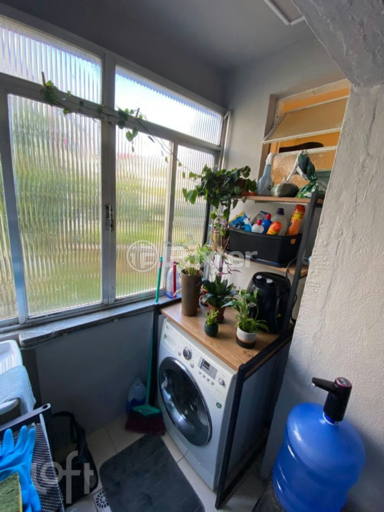 Apartamento à venda com 1 quarto, 37m² - Foto 13