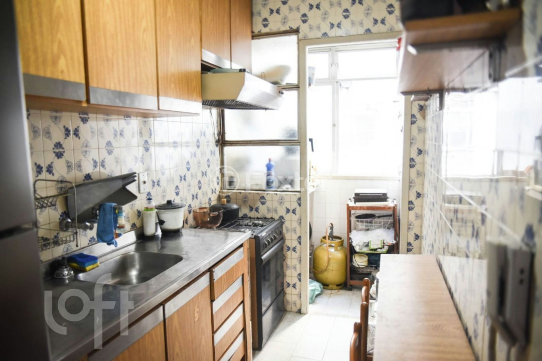 Apartamento à venda com 2 quartos, 67m² - Foto 23