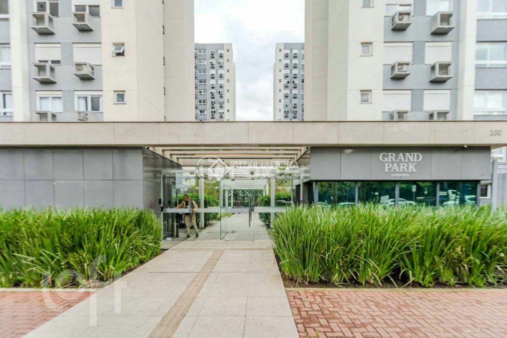 Apartamento à venda com 3 quartos, 81m² - Foto 59