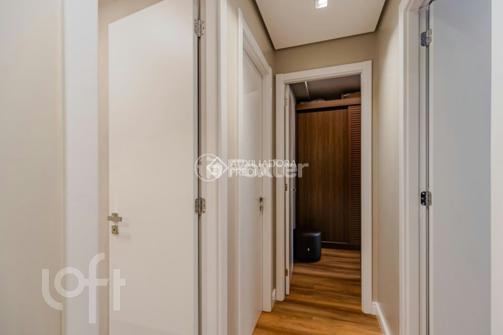 Apartamento à venda com 3 quartos, 81m² - Foto 29