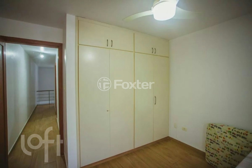 Casa à venda com 4 quartos, 194m² - Foto 4
