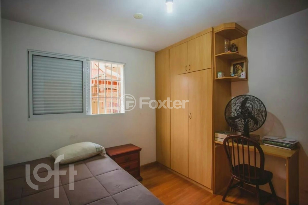 Casa à venda com 4 quartos, 194m² - Foto 2