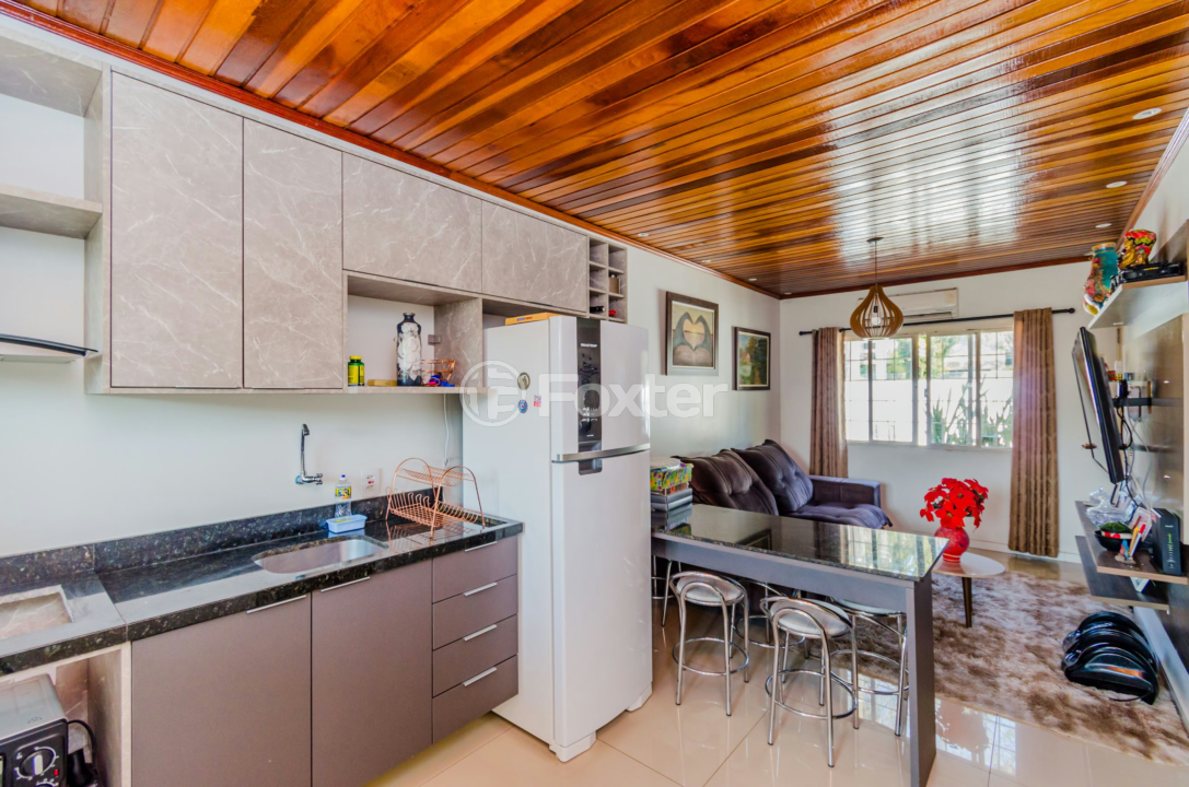 Casa à venda com 4 quartos, 97m² - Foto 5