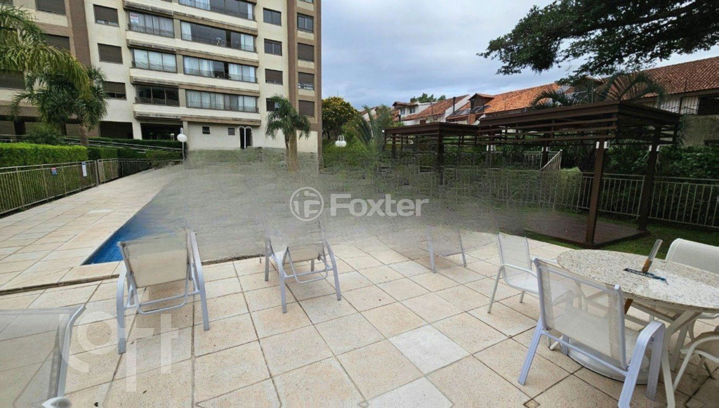 Apartamento à venda com 3 quartos, 104m² - Foto 2