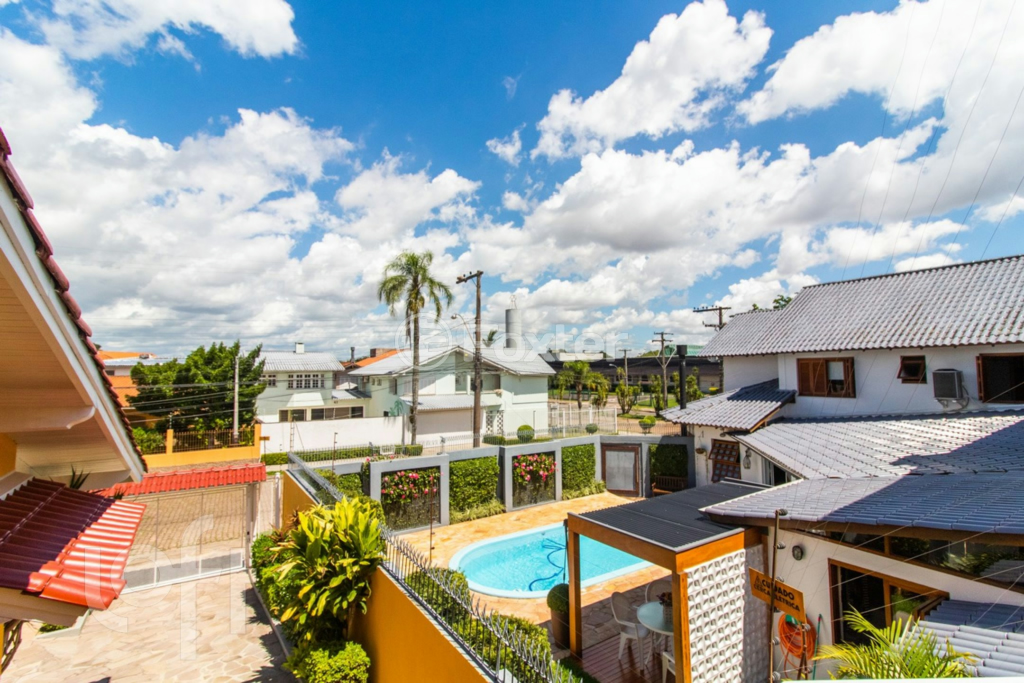Casa à venda com 4 quartos, 284m² - Foto 25