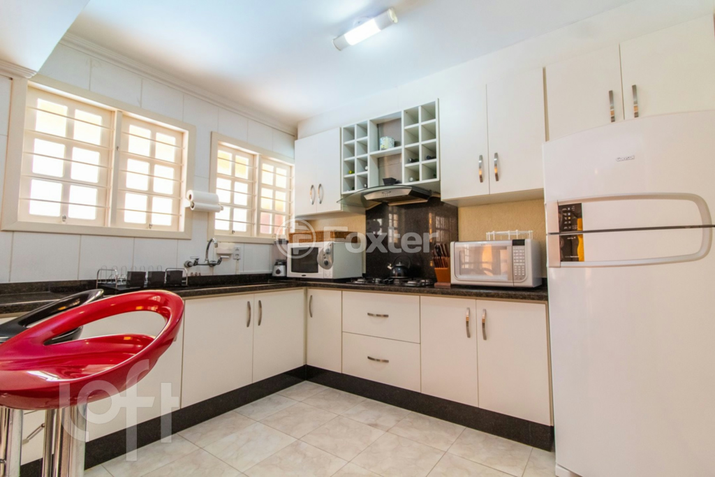 Casa à venda com 4 quartos, 284m² - Foto 13