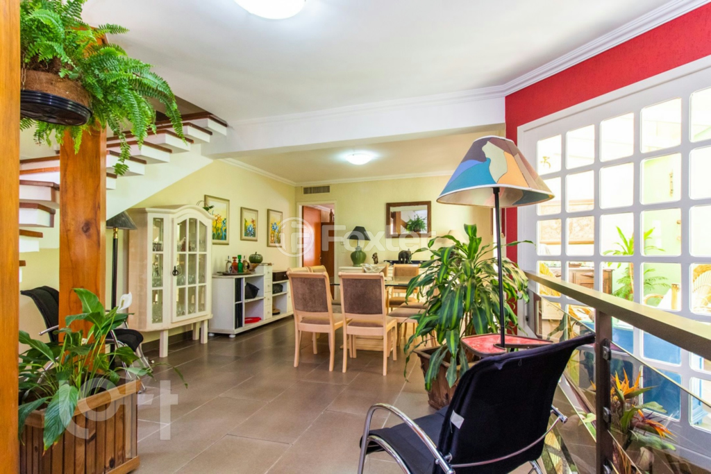 Casa à venda com 4 quartos, 284m² - Foto 5