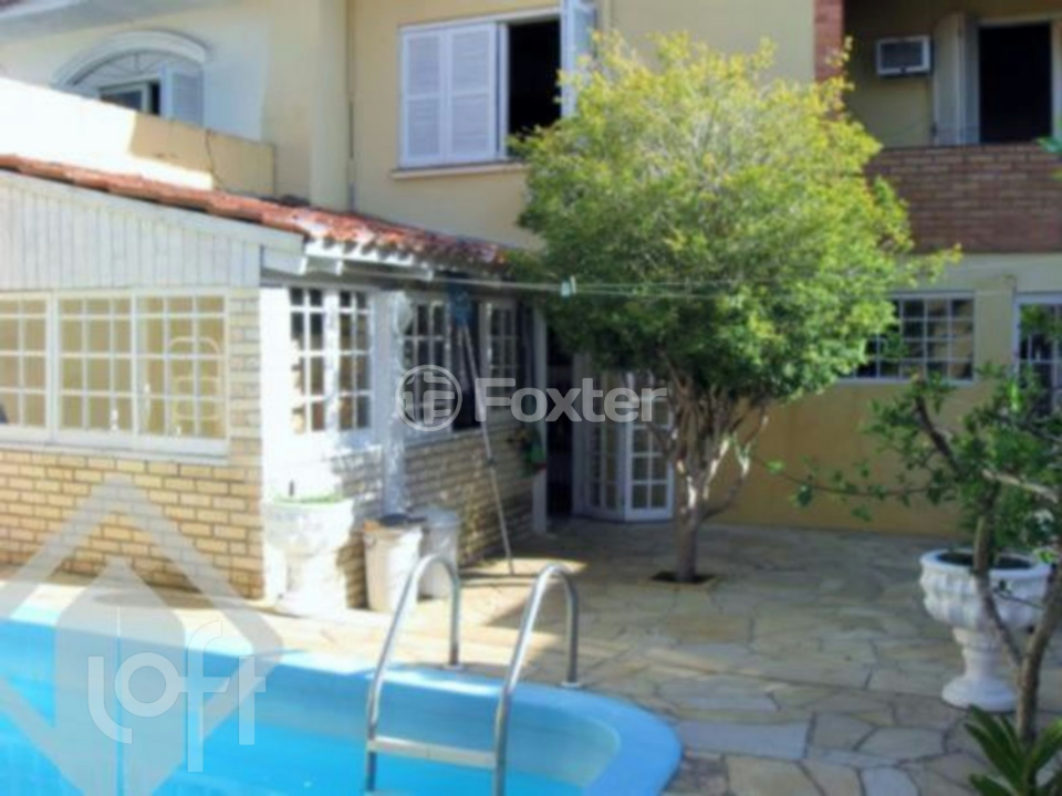 Casa à venda com 3 quartos, 200m² - Foto 2