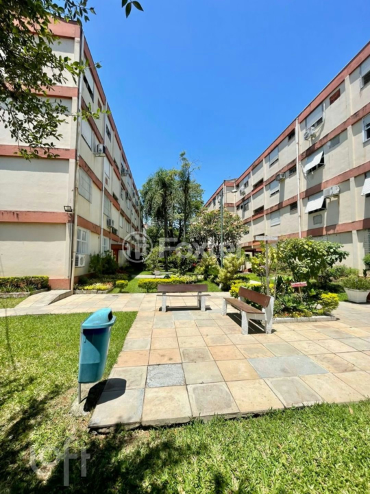 Apartamento à venda com 2 quartos, 46m² - Foto 16
